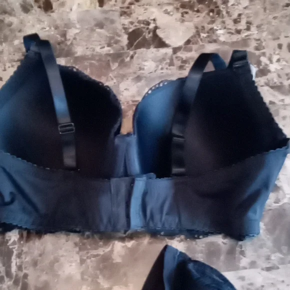 ☃️Bra & Panty Set - Picture 5 of 8